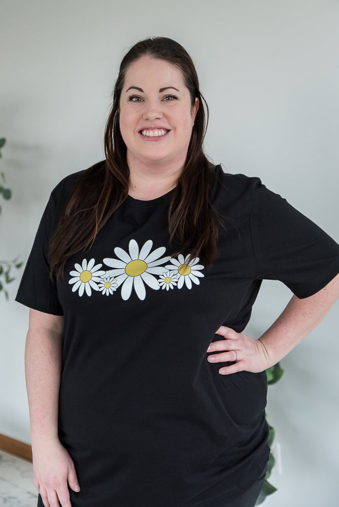 Daisies Graphic Tee