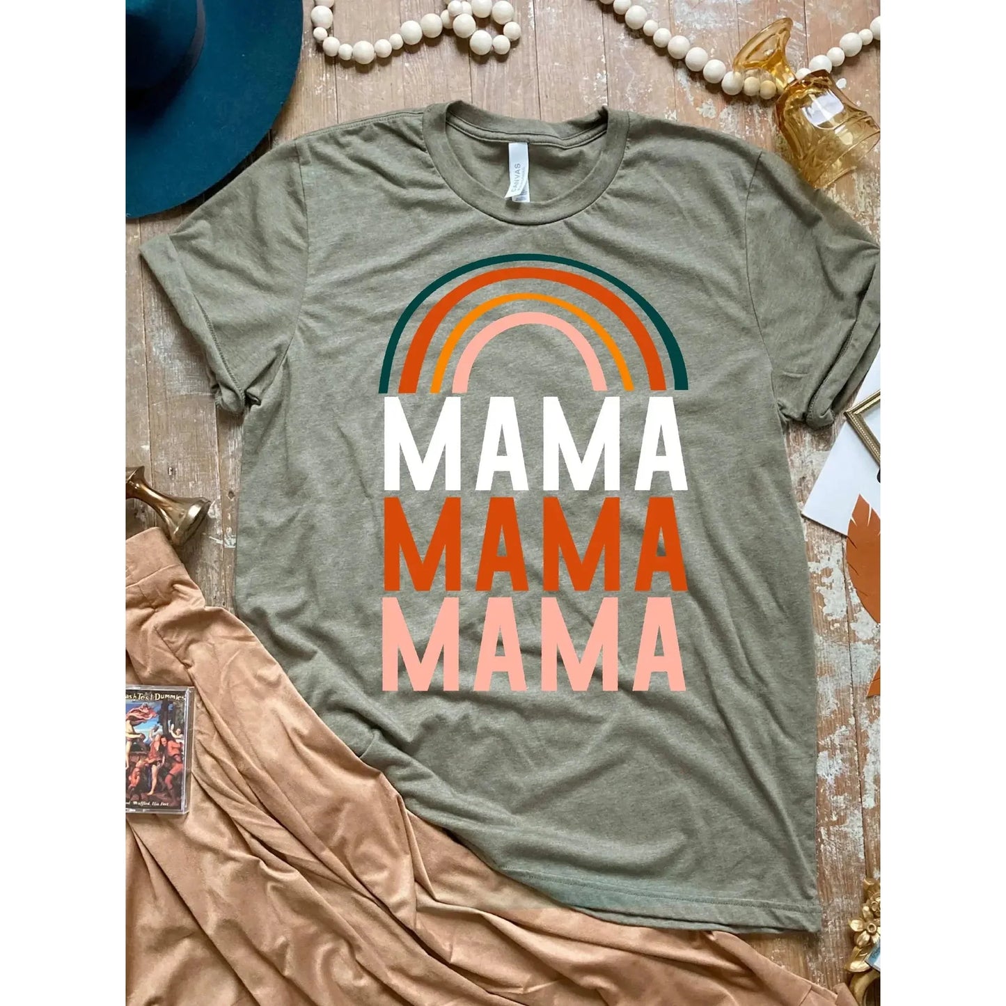 Mama rainbow Graphic tee